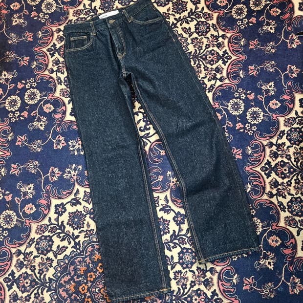 버쉬카(BERSHKA) 슬림 스트레이트 생지 데님 28size