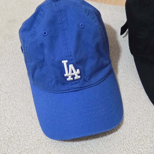 mlb la 캡모자 팝니다 블루 블랙