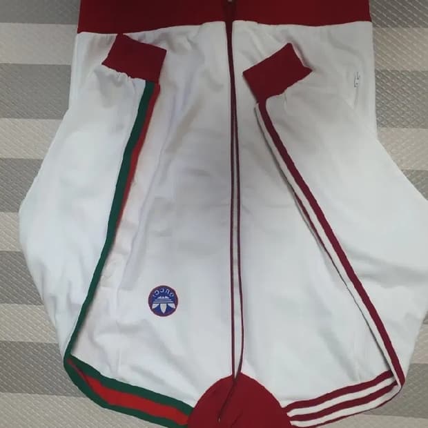 구찌 아디다스 삼선 집업 저지