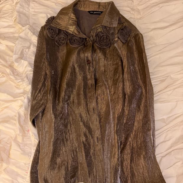 오츠 빈티지 골드 장미 셔츠