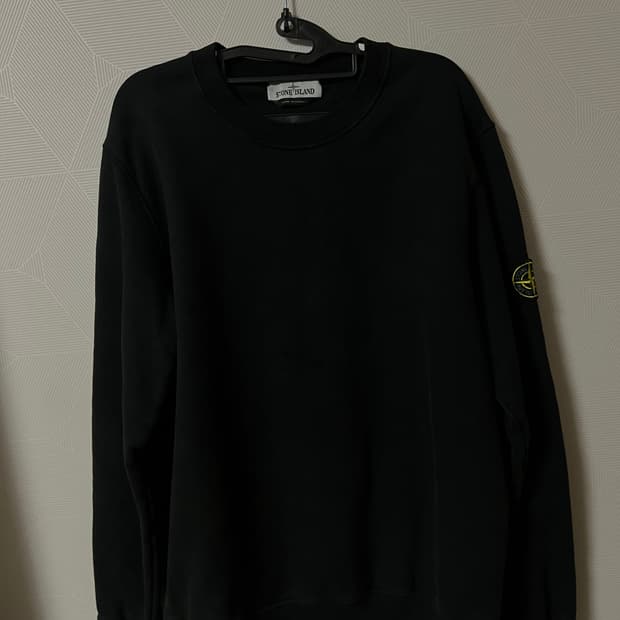 스톤아일랜드 22fw 맨투맨 L (크림구매)