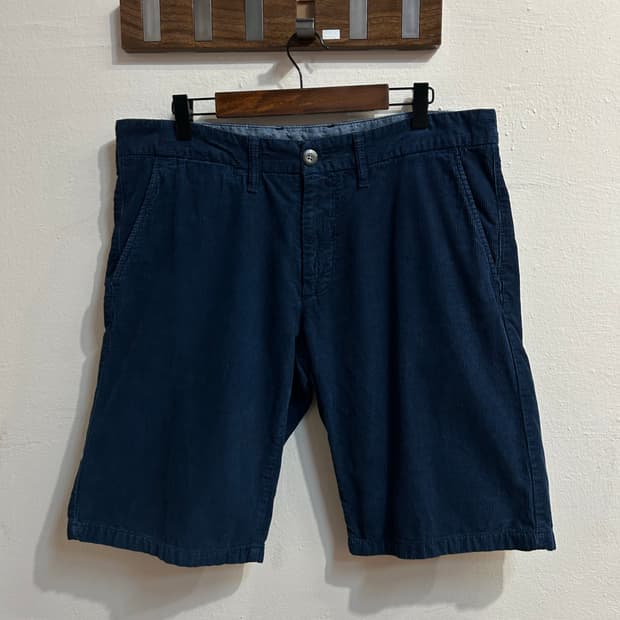 칼하트 존슨 코듀로이 버뮤다 쇼츠