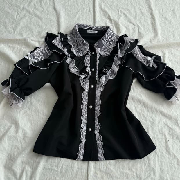 고딕 고스로리 레이스 블라우스