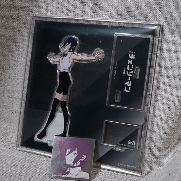 체인소맨 레제 아크릴 및 스티커, 뱃지