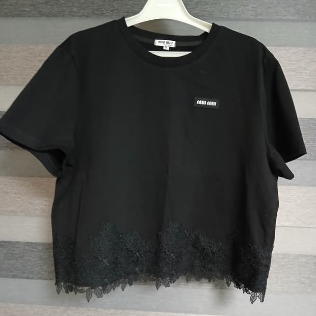 미우미우 반팔 티