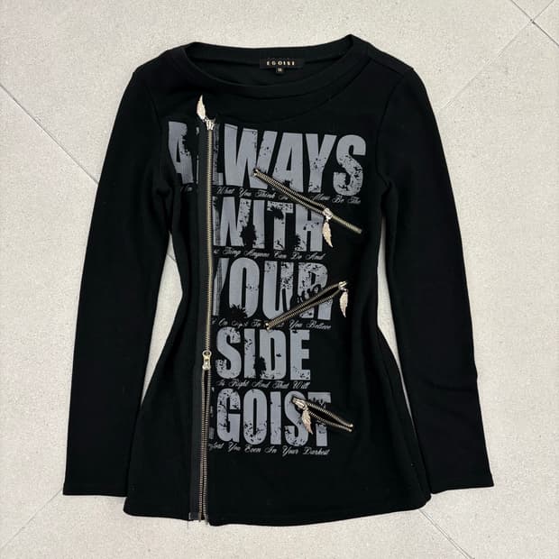 Egoist 지퍼 레터링 롱슬리브