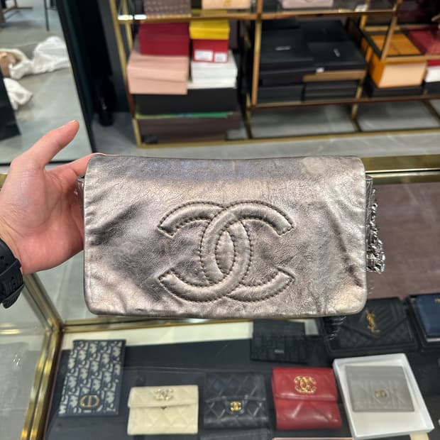 샤넬 빈티지 실버 숄더백