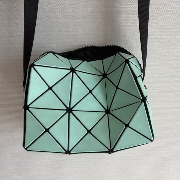 바오바오 BAO BAO Issey Miyake 크로스백