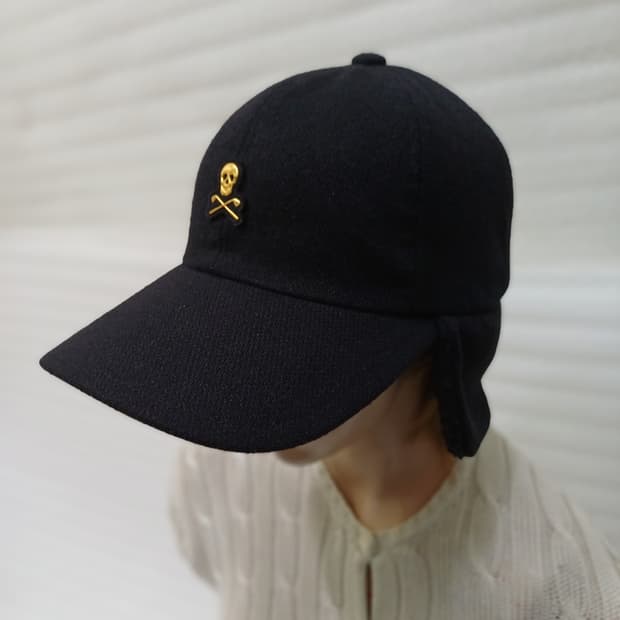 마크앤로나 골프 방한 귀덮개 캡 모자 여성 방한모 사랑봉봉