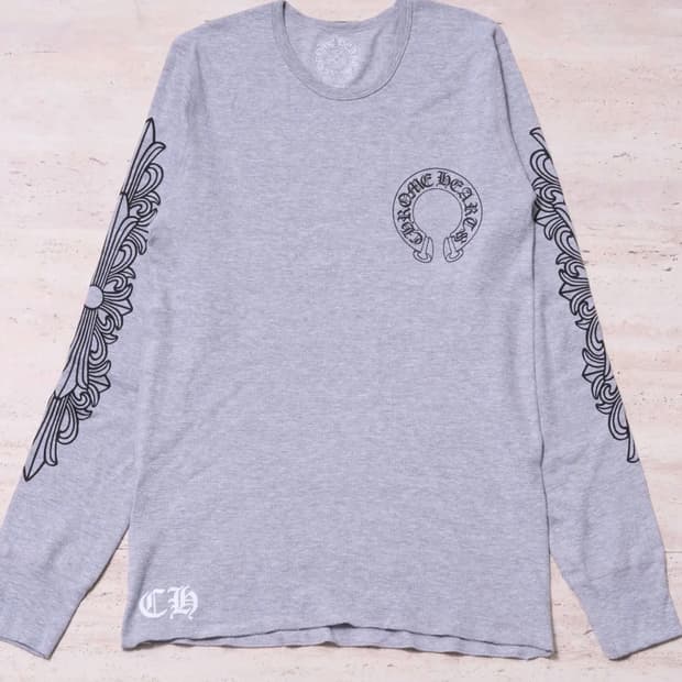 크롬하츠 홀스슈 로고 와플 써멀 플로럴 롱슬리브 티셔츠 그레이