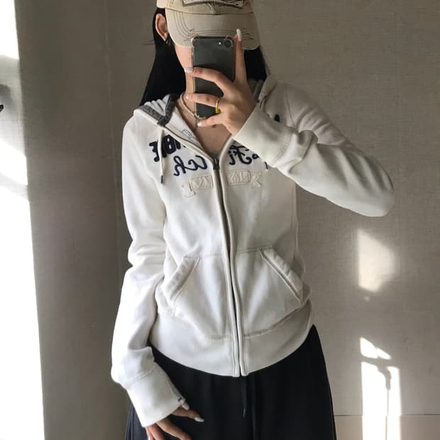 아베크롬비 아이보리 후드집업