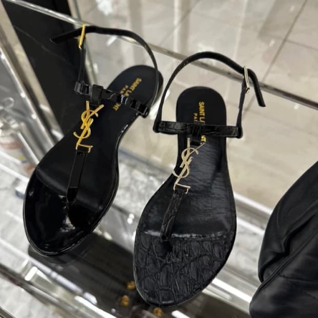 생로랑 샌들 38 블랙와니 샌들