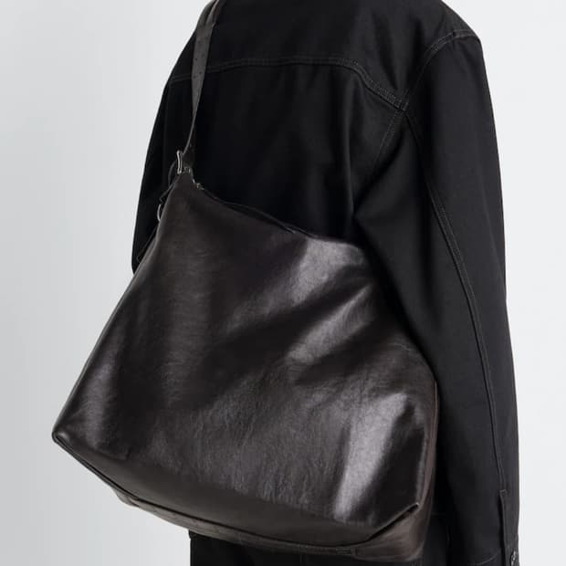 르메르 벨티드 호보백 다크초콜릿 라지