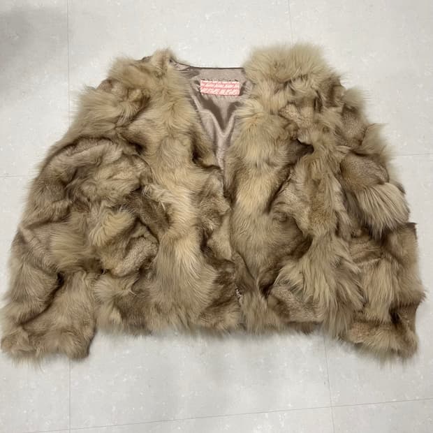 큐빈티지 리얼퍼 자켓