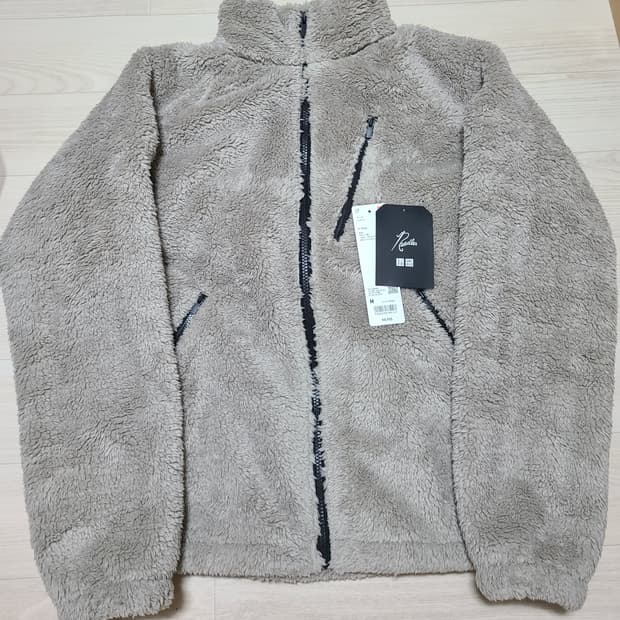 유니클로 x 니들스 후리스 집업재킷 (베이지,M)