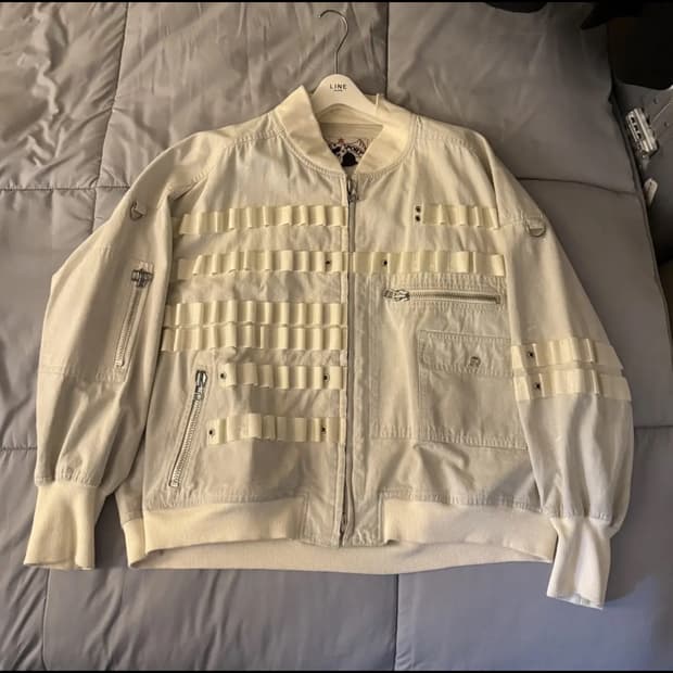 이세이미야케 80s 카우라벨 봄버자켓