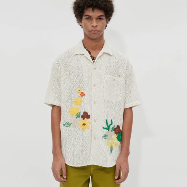 앤더슨벨 유니섹스 플라워 엠브로더리 오픈 칼라 셔츠L