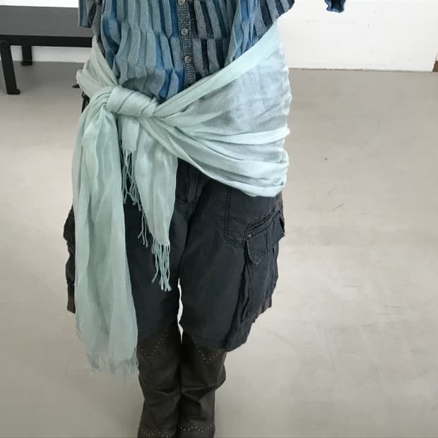vintage sky-blue muffler
