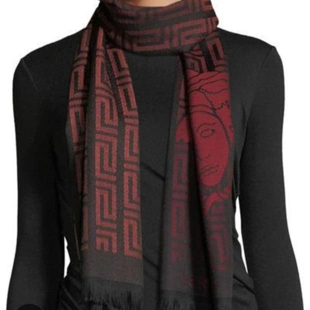 [정품] 베르사체 메두사 패턴 머플러 레드/블랙