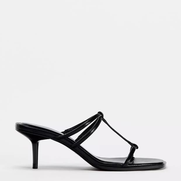자라 스트랩 샌들 zara welt sandals with straps