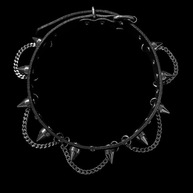 Succubussviral chain frill leather