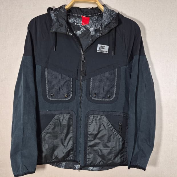 Nike Jordan 나이키조던 바람막이(L)