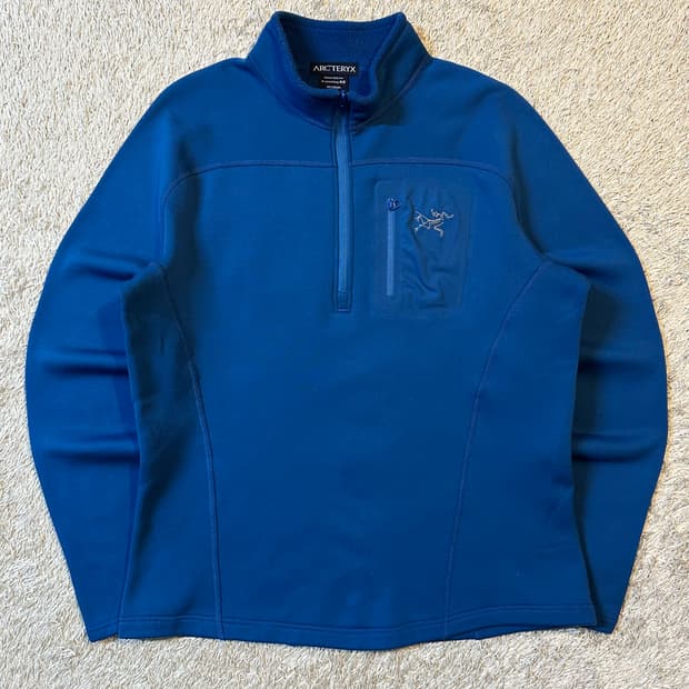 아크테릭스 ARC'TERYX 소프트쉘 폴라텍 하프 반집업 블루