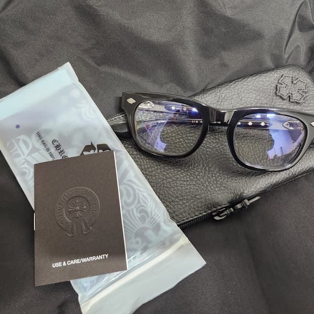 크롬하츠 베긴스 블랙실버