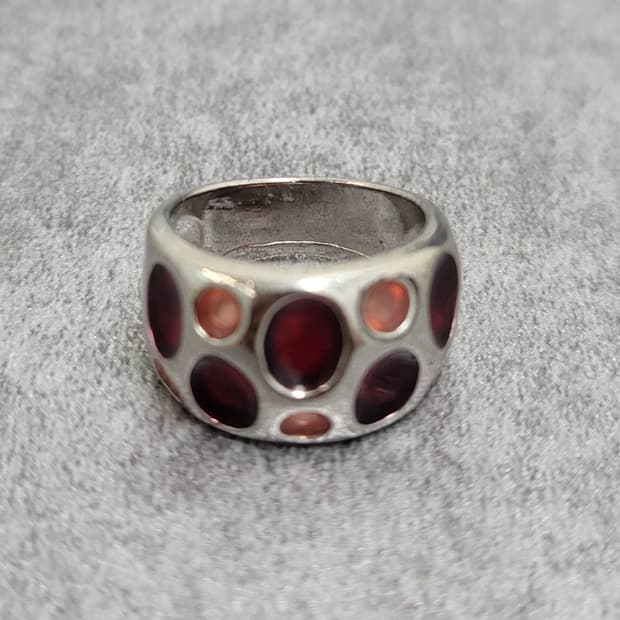 unique ring