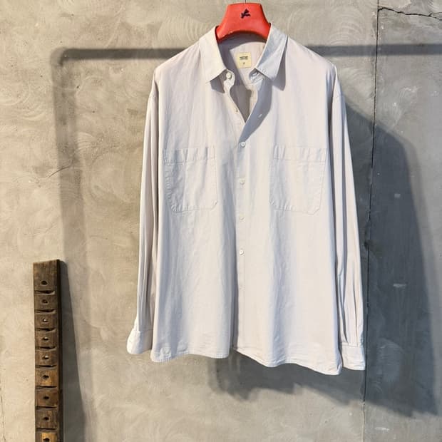어나더 오피스 셔츠 100