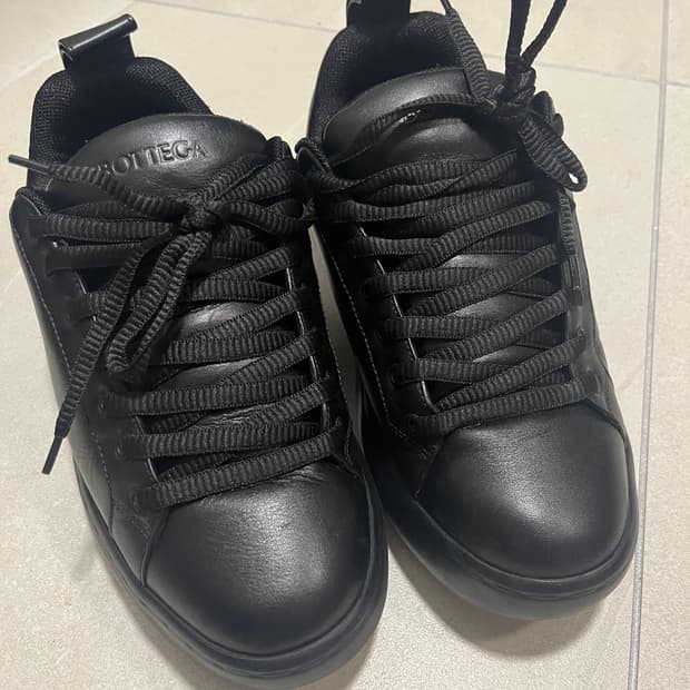 (41) 보테가 베네타 필로우 스니커즈