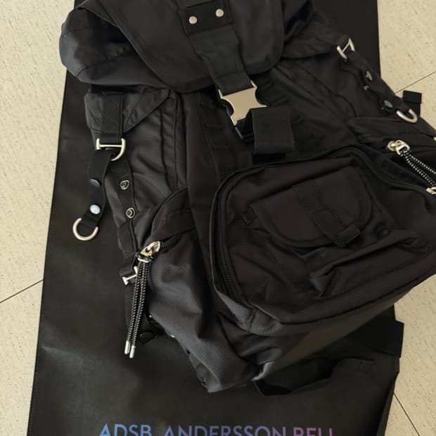 앤더슨벨 유니섹스 테크니컬 스몰 베를린 백팩