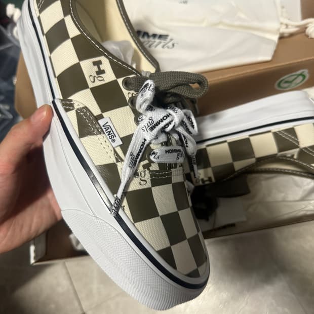 275사이즈 반스 옴므걸스 어센틱 다크올리브