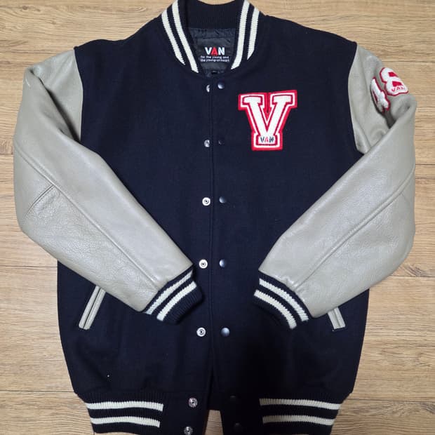 VAN JAC 스타디움 자켓 스타장