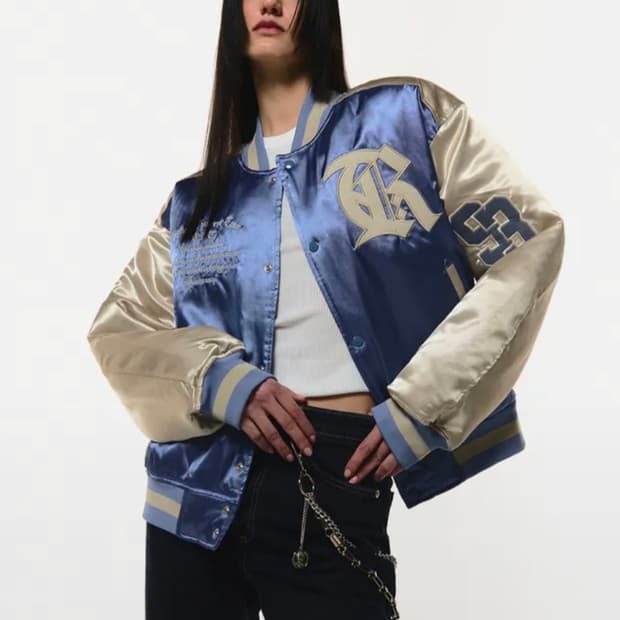 커렌트 글로시 스카이블루 바시트 자켓