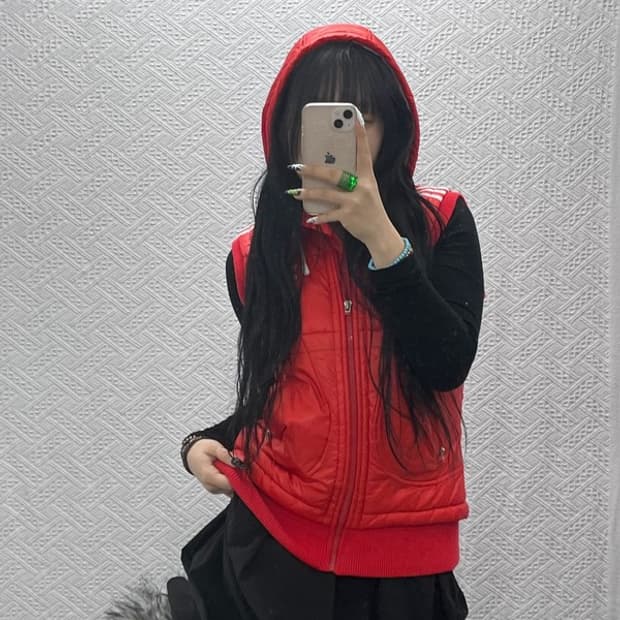 아디다스 올드스쿨 레트로 Y2K 빈티지 패딩조끼 100 C08601