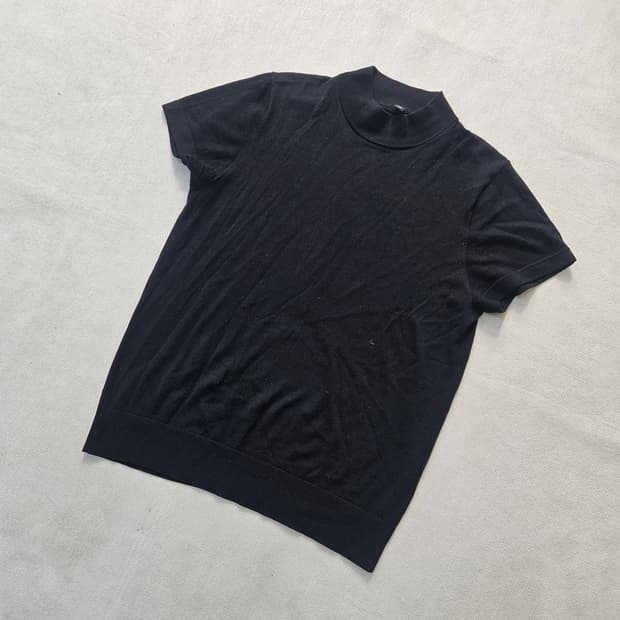 L 유니클로 반하이넥 반팔 니트 0401Y