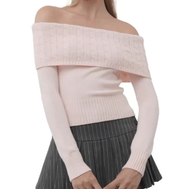 클리시어 컵케이크 오프숄더 니트 (새상품)