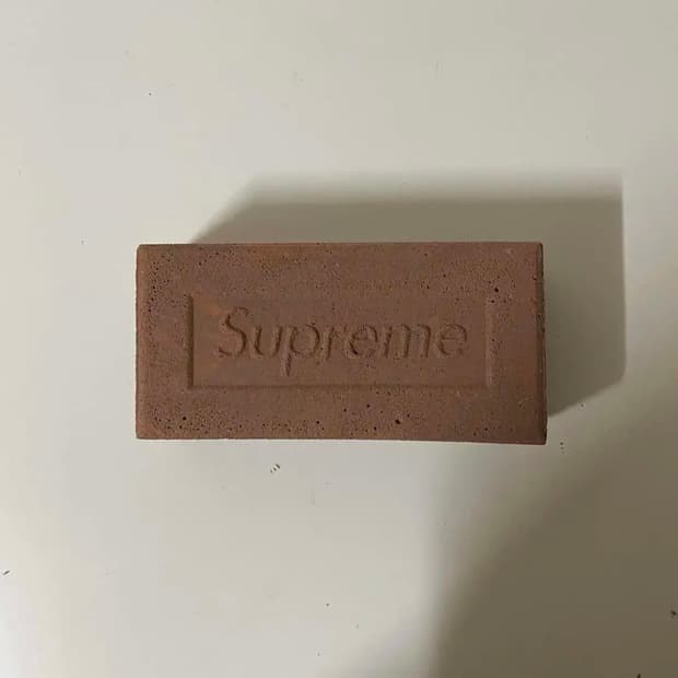 [Free] 16FW 슈프림 Supreme 벽돌