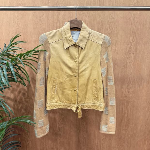 미쏘니 카프스킨 레더 니트 믹스 자켓 불록 패턴 스트랩 디테일 베이지