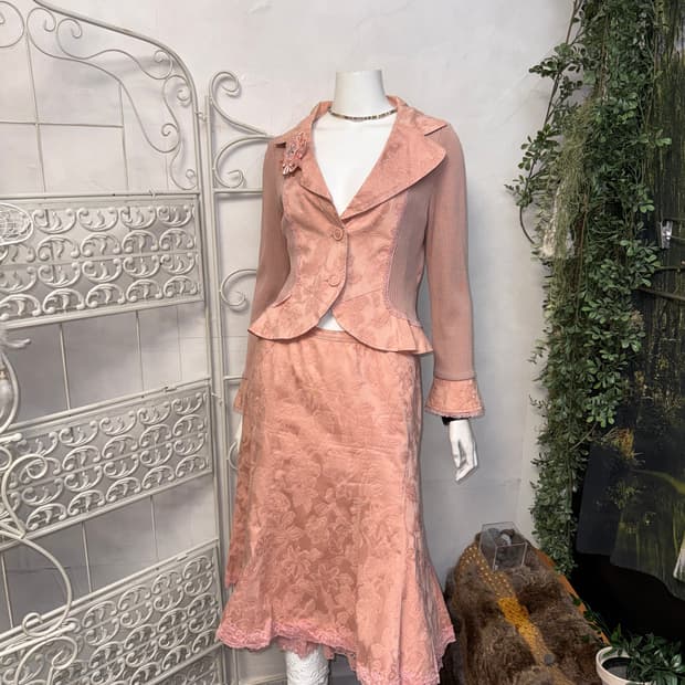 Baby pink oriental floral lace setup