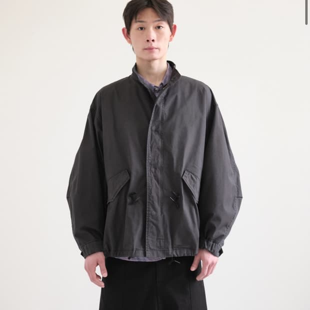 <구매> 해칭룸 숏 모즈 파카 퍼플 블랙