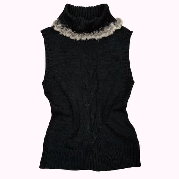 fur treaming turtle-neck sleeveless