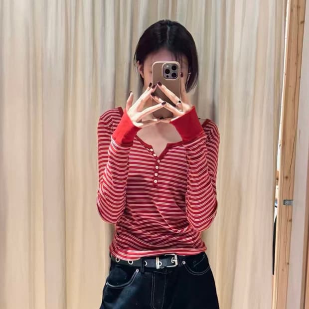 브랜드멜빌 롱슬리브 레드 스트라이프 브이넥 긴팔 티셔츠