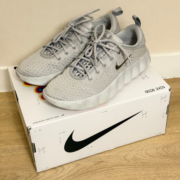 나이키 마인드 002 그레이 280