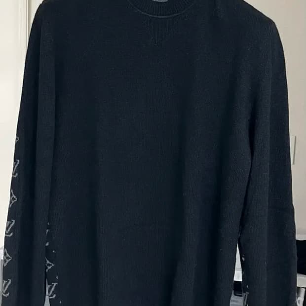 루이비통 / 하프앤하프 모노그램 캐시미어 니트 / 블랙 / M