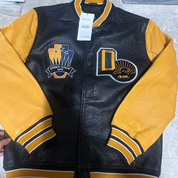 M사이즈 자라 레더 바시티 자켓 5388/302/800