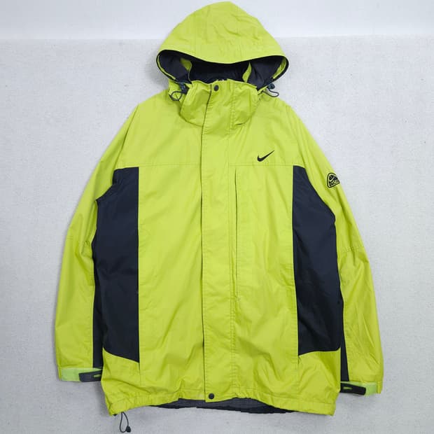 나이키 ACG 바람막이 L