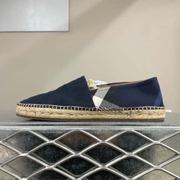 버버리 오버다이 하우스 40