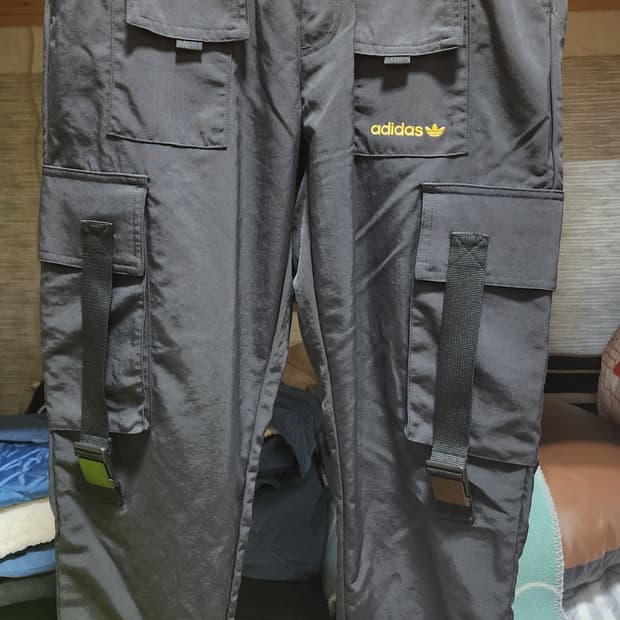 [S]아디다스 테크팬츠 블랙 GJ6719 조거팬츠 카고팬츠